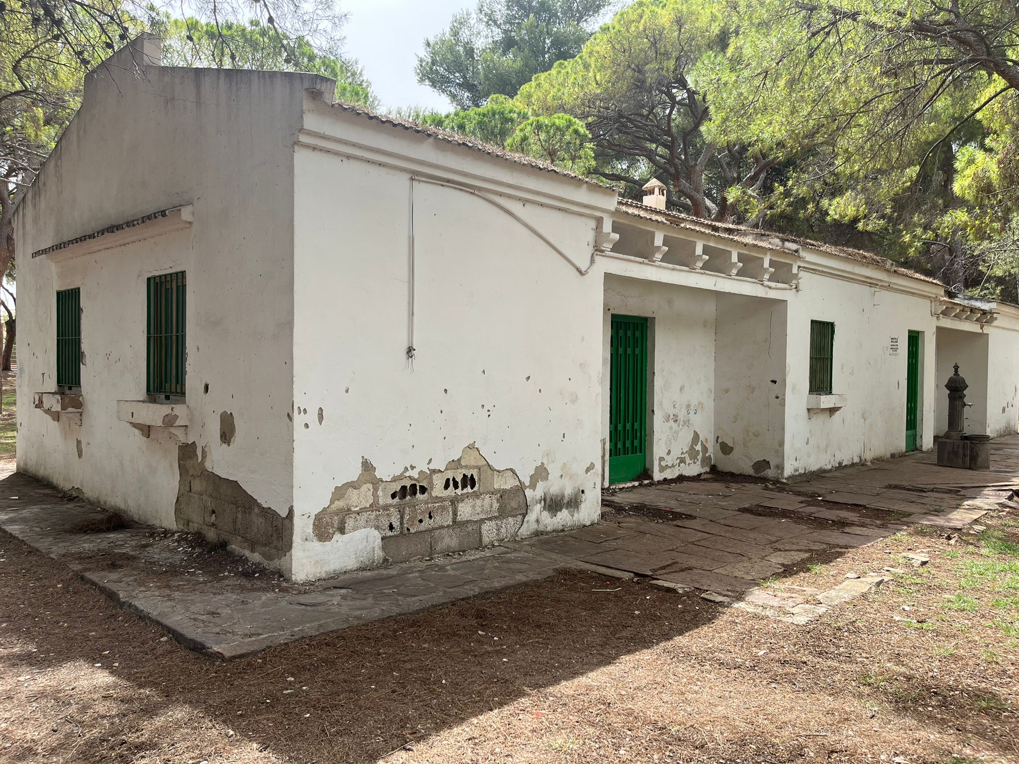 Edificio abandonado en Ermita Vila real